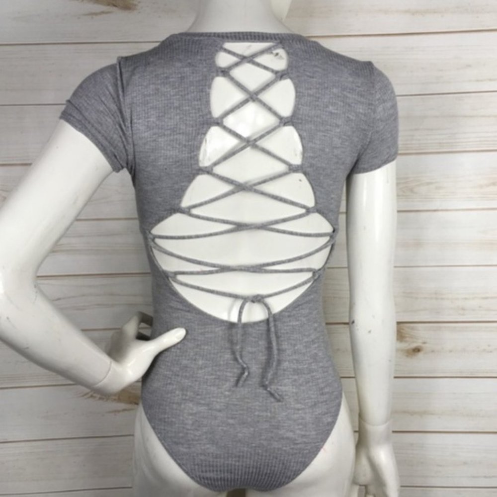 NWT ABERCROMBIE AND FITCH BODYSUIT SIZE XLARGE